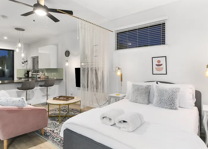 Primo Old Town Location W/ Heated Pool * Scottsdale