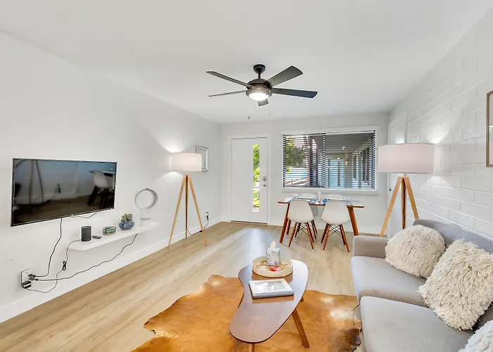 Apartment Primo Old Town Location W/ Heated Pool
