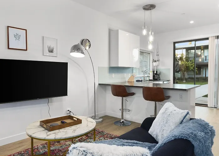 Apartment Primo Old Town Location W/ Heated Pool